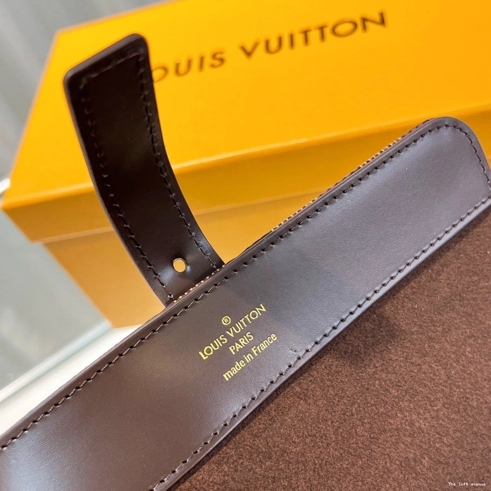 LV CUSTOM CASE WATCH CHECKERED 0809